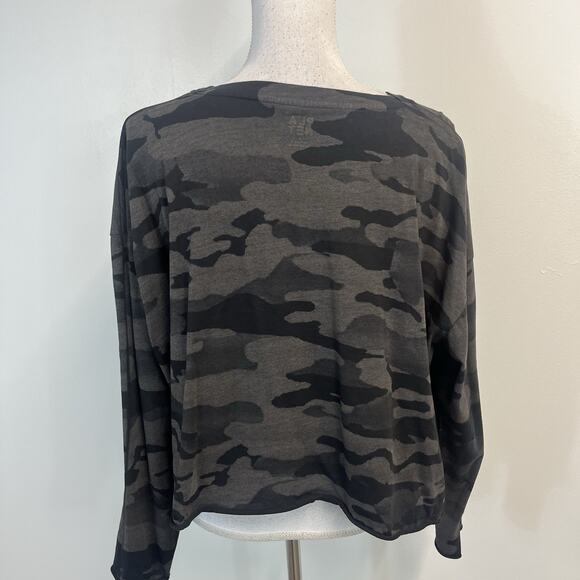 PLANET by Lauren G Shirt Top One Size Black Gray Camo Prima Cotton Loose Fit - Picture 5 of 6